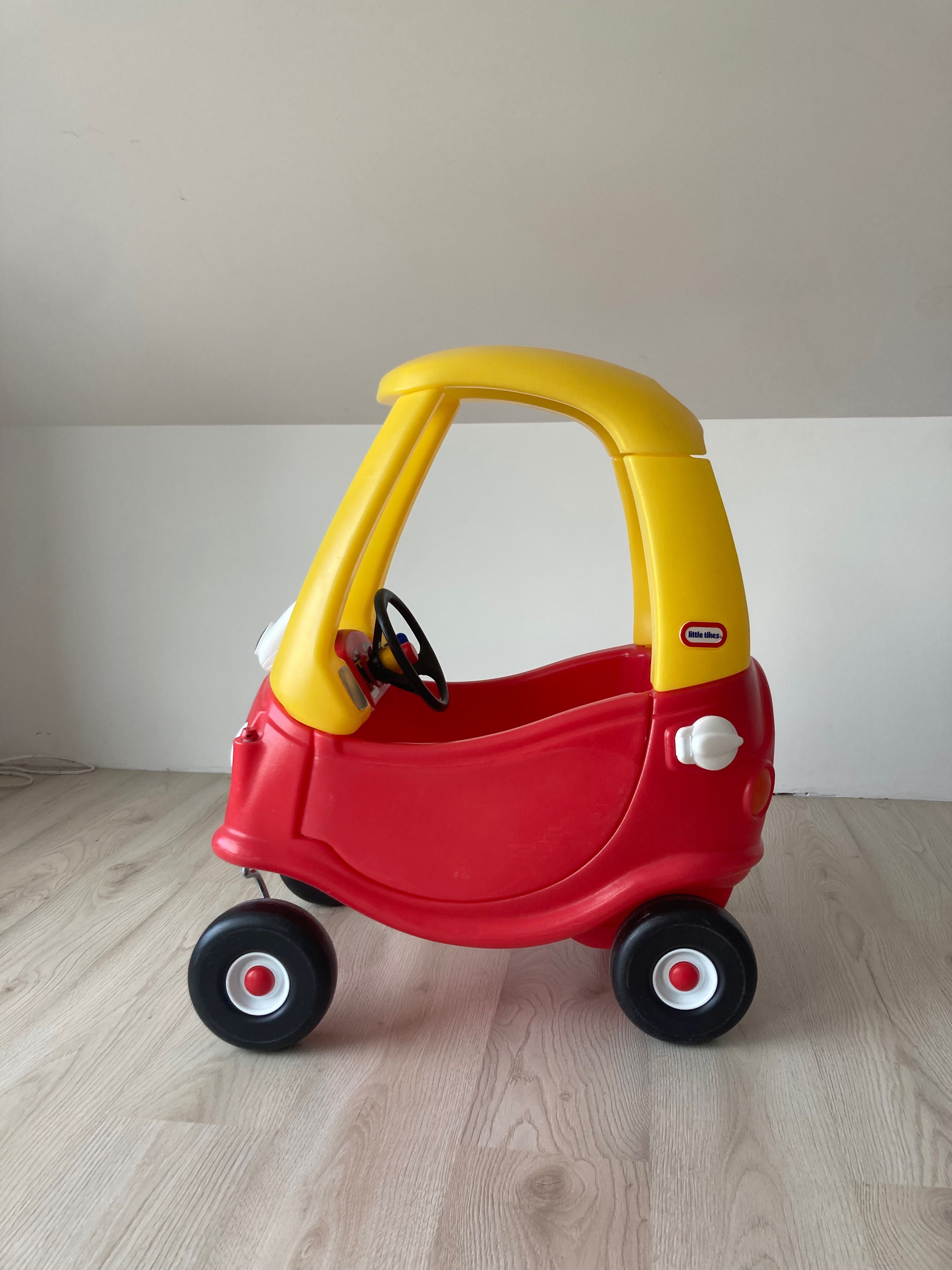 Auto jezdzik Little Tikes