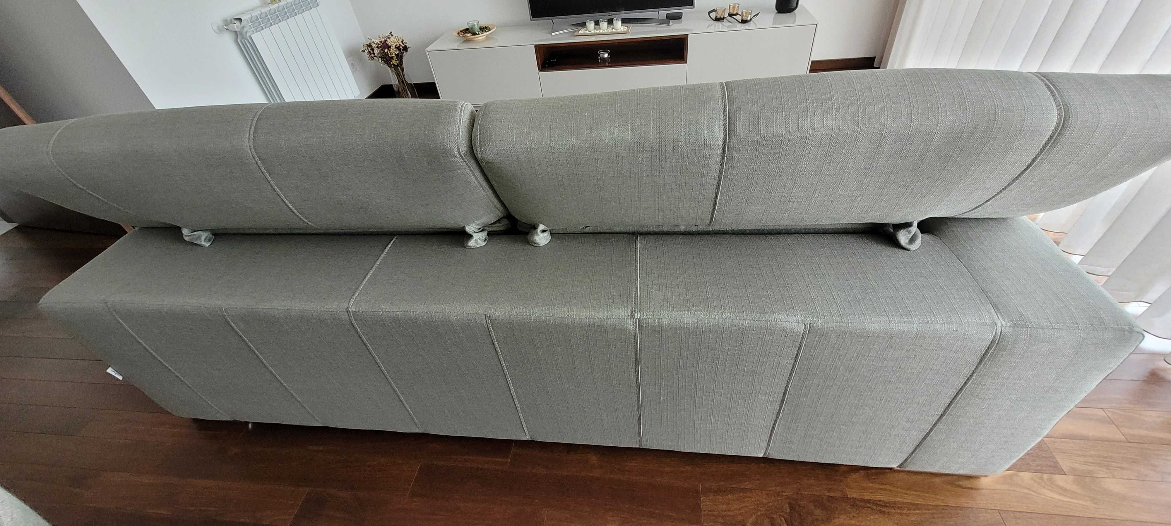 Sofá completamente novo