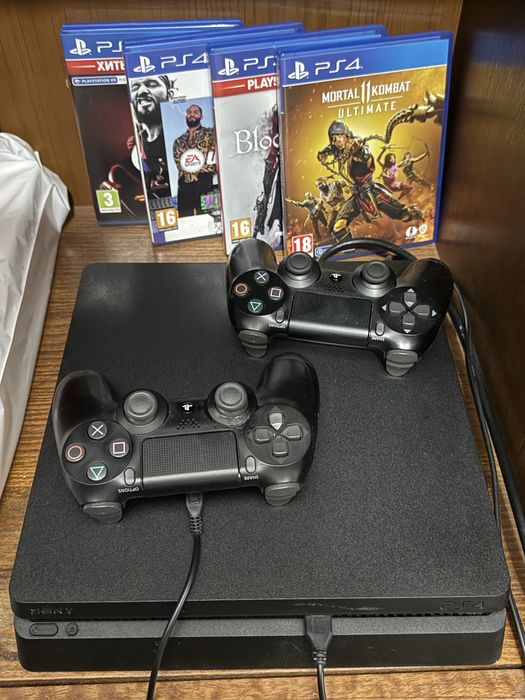 Playstation 4 Slim