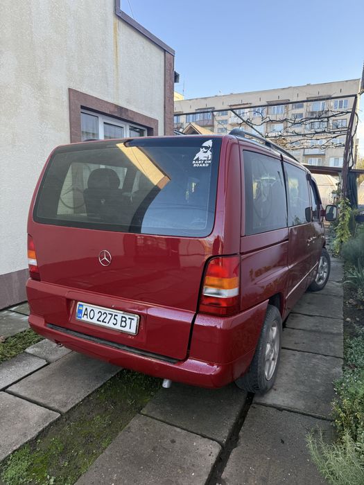 Поодаю Mercedes-Benz Vito 112 пасажир 2.2cdi