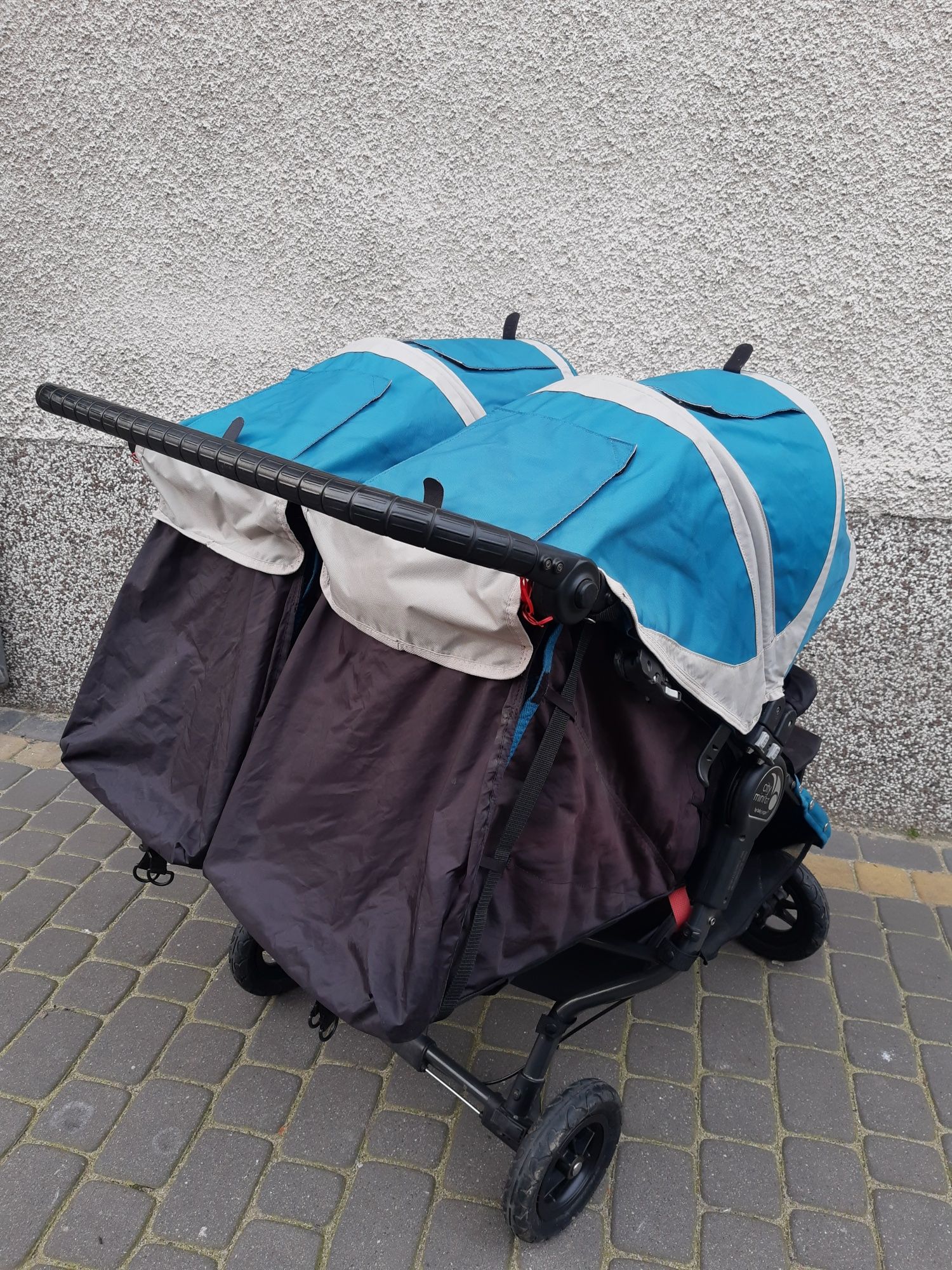 Wózek bliźniaczy, rok po roku, spacerówka by baby jogger city mini GT