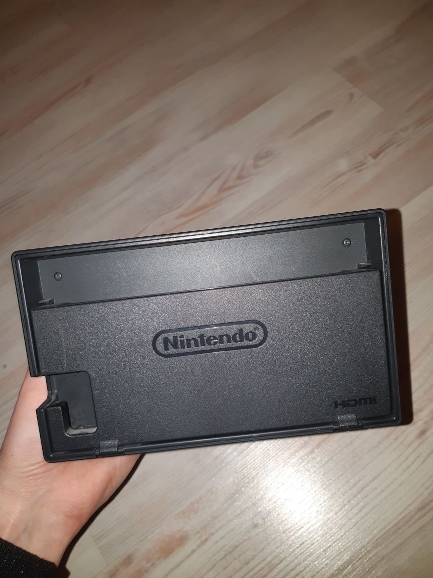 аксессуар для приставок Nintendo Official Switch Dock