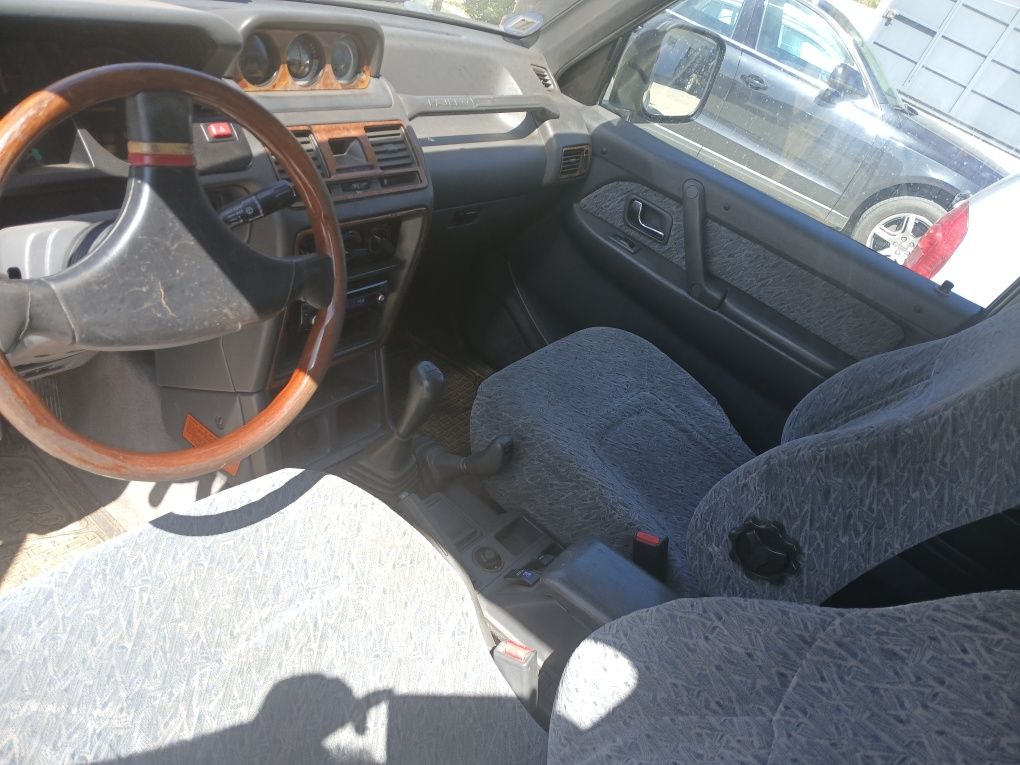 Pagero 2.5 gls 1993