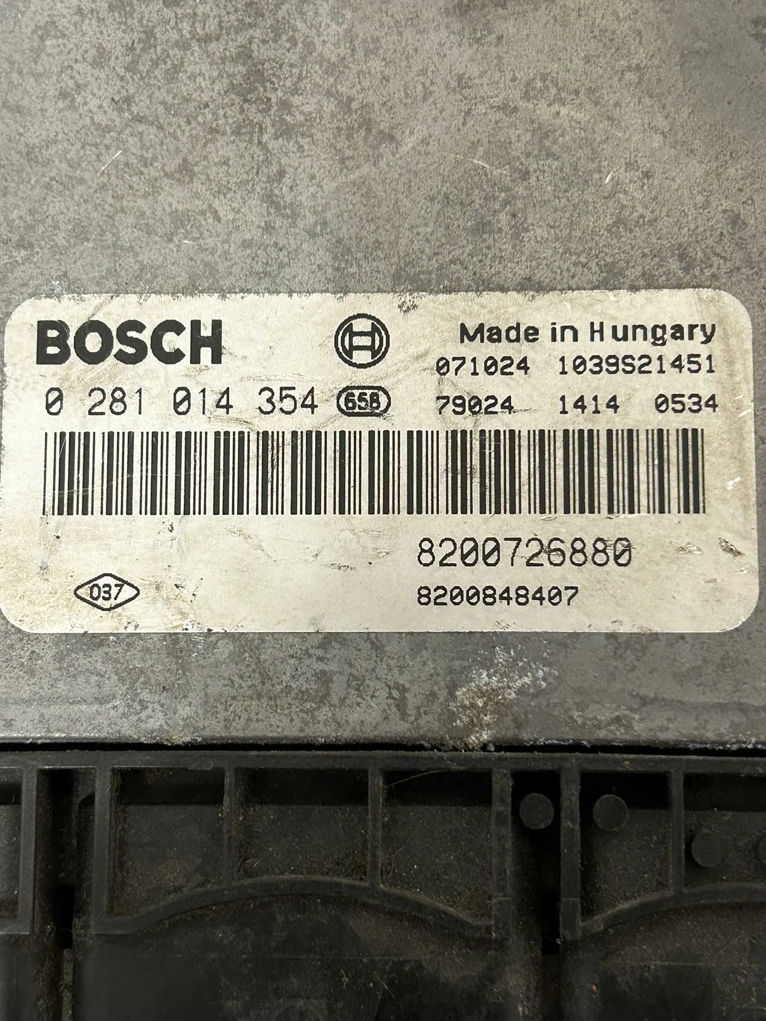 Komputer sterownik silnika 2.0 DCI Renault 028101.4354  82007.26880