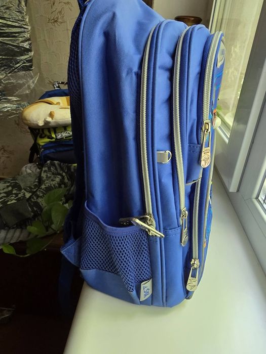 Продам школьный рюкзак
