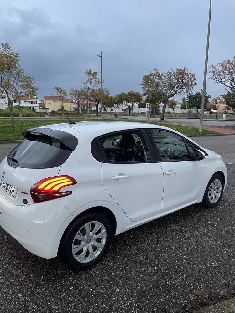 Peugeot 208 1.6 BlueHDi Active
