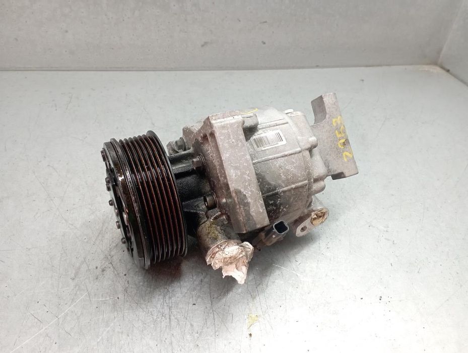 Compressor AC RENAULT Twingo III (BCM_)