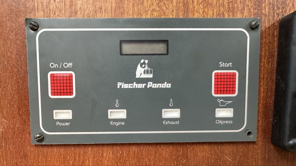 Gerador Fischer Panda 45000 FCB – Para peças ou recuperação