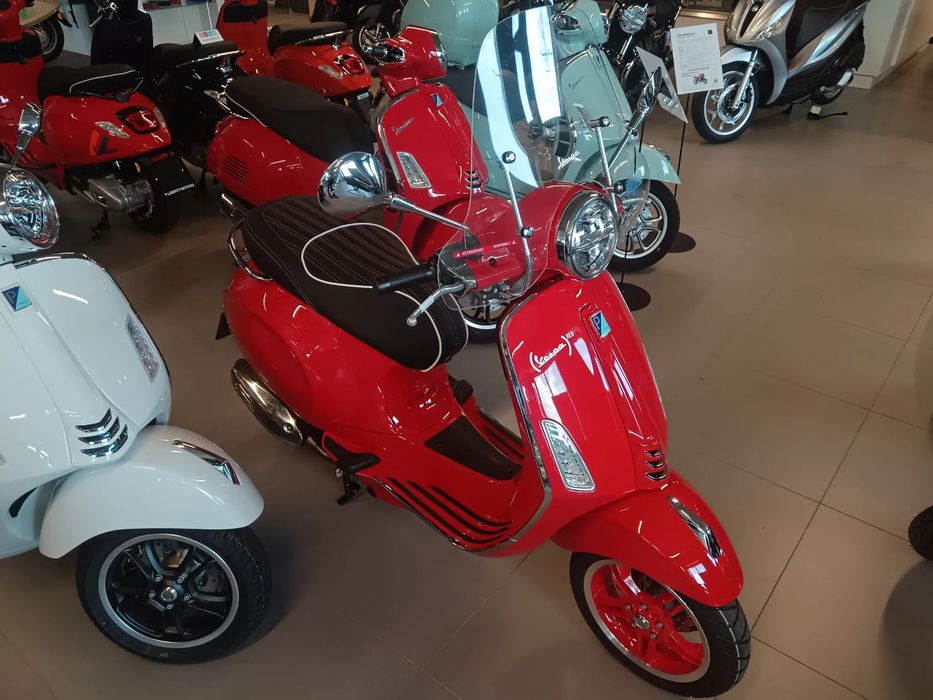 Vespa Primavera RED 125 rok prod. 2025 cena z wyposażeniem! NOWY!