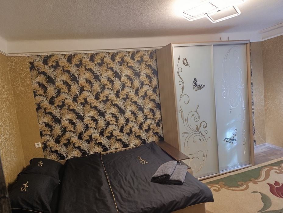 Сдам квартиру посуточно почасово Каменское