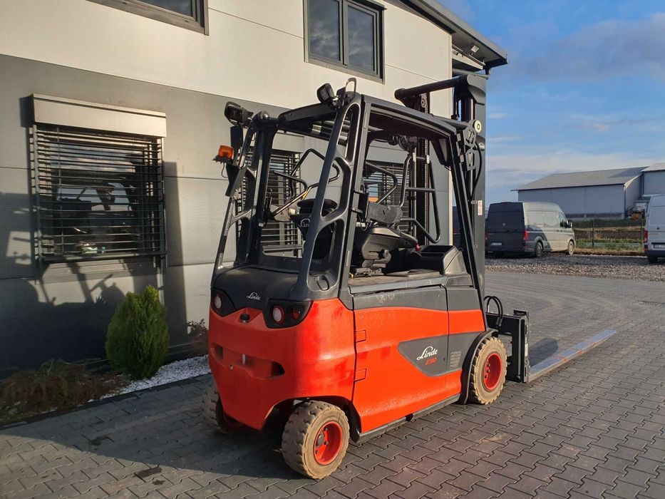 Wózek widłowy LINDE E30HL/600 ,2019r Bateria 22r 5970h E30 E35 E40 E25