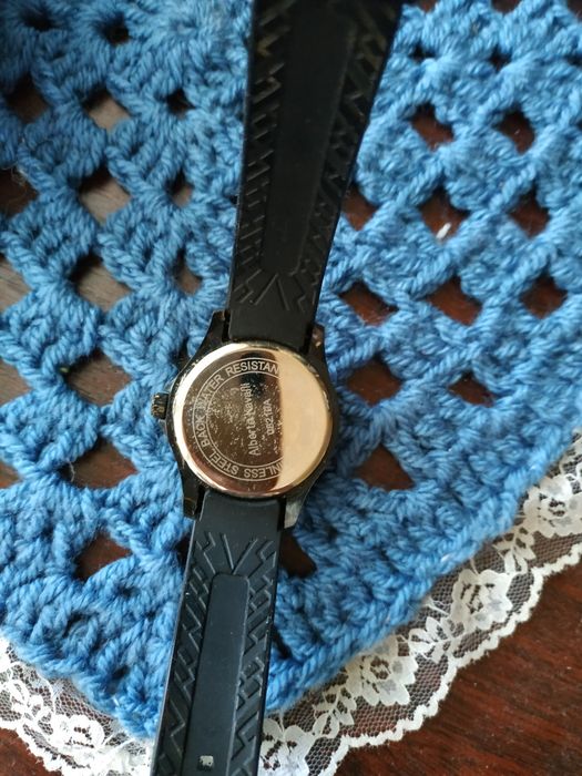 Часы женские наручные