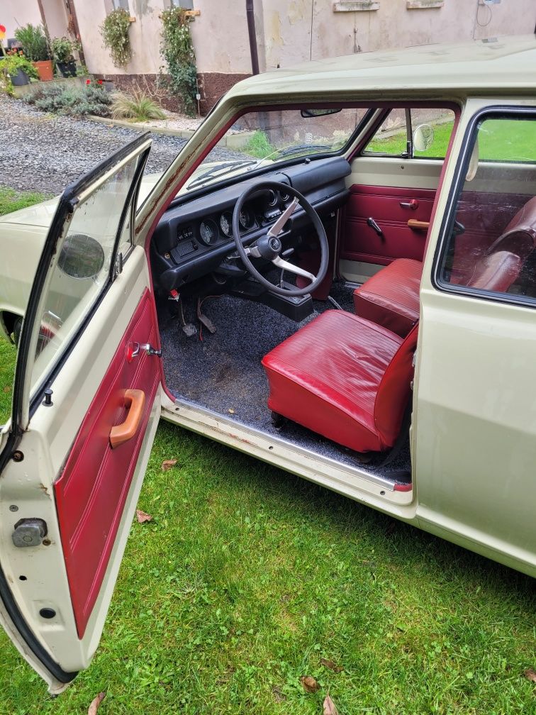 Opel kadet 1971 r w naprawdę fajnym stanie