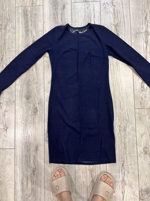 Плаття, светер як нові