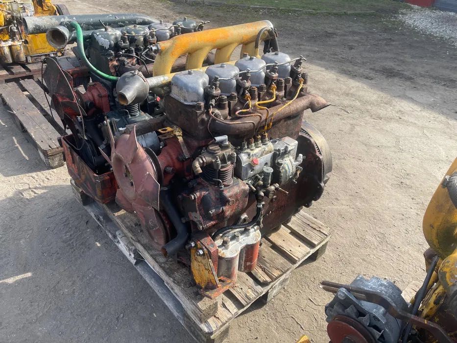 Silnik Ursus Zetor 4 cylindrowy 60 KM 64 KM 7211, 6211, 6911, C-360