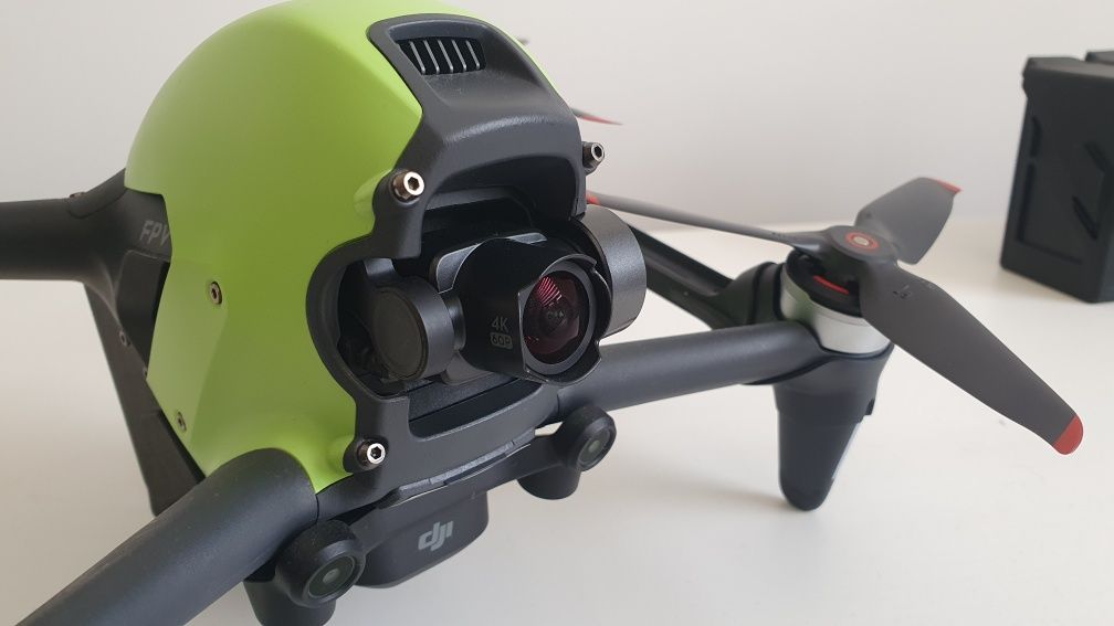 Dron Dji FPV, bogaty zestaw