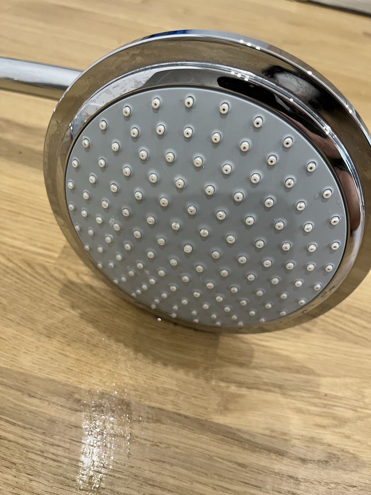 Zestaw prysznicowy Grohe Vitalio ścienny z deszczownicą i baterią