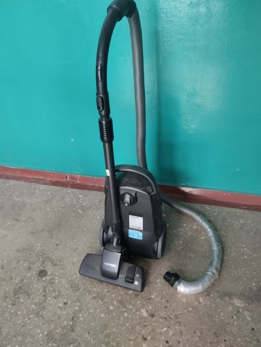 Пылесос Samsung , б/у , на запчасти