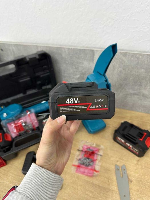 Акумуляторна ПИЛА + набір інструментів! Пила на акумуляторі + 2 АКБ.