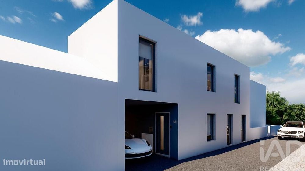Habitação T2 em Nadadouro de 110,00 m2