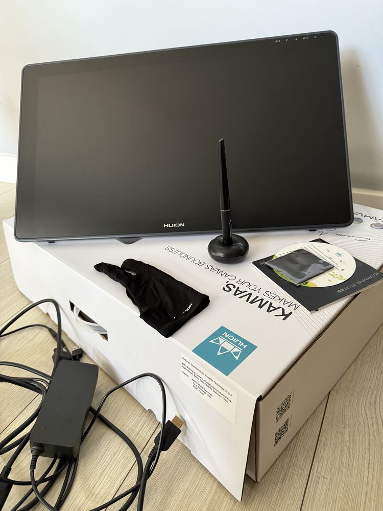 Tablet Huion Kamwas 22plus. Stan BDB! Perełka!
