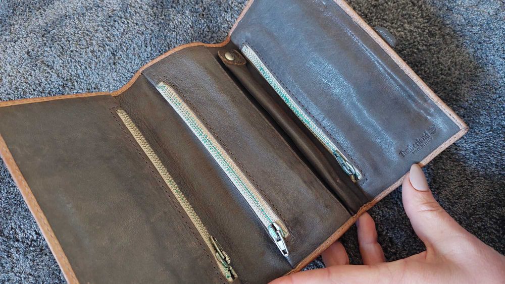 Carteiras de Pele Massimo Dutti, Timberland e Bimba y Lola