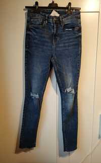 Spodnie jeansowe Lefties