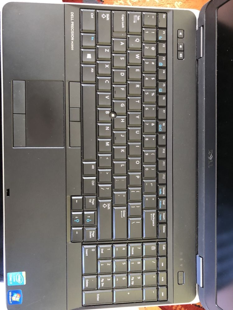 Продам Dell M2800 Intel Core i7 4810MQ Full HD 256 SSD Оперативка 16Гб