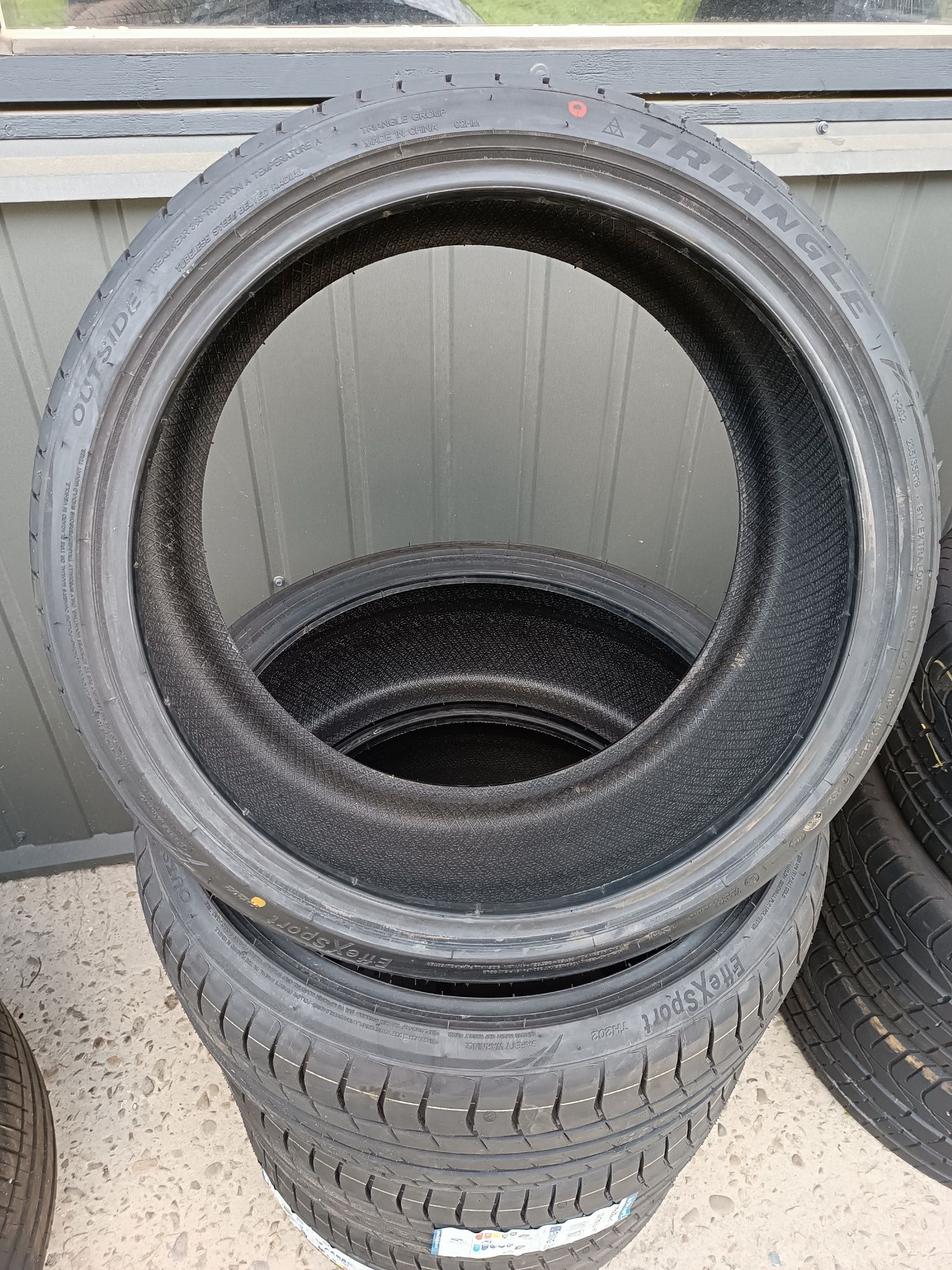 Літні шини 235/35/19 Triangle EffeX Sport НОВІ