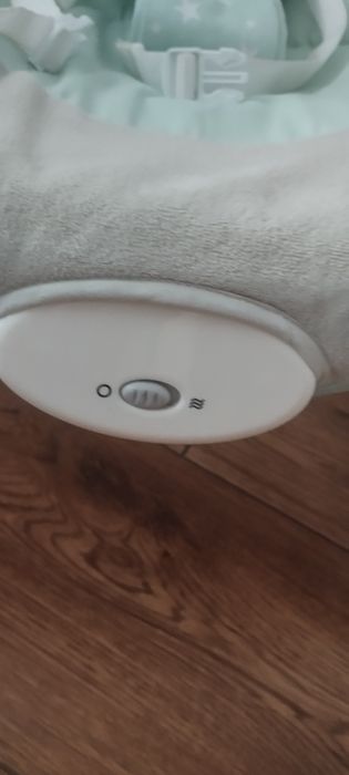 Leżaczek z wibracją Nukido