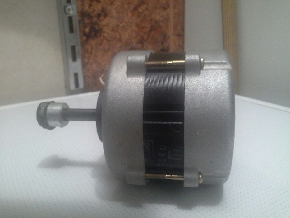 Двигатель(мотор) вентилятора внутреннего блока кондиционера SAMSUNG-18