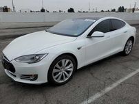 Tesla Model S 2016