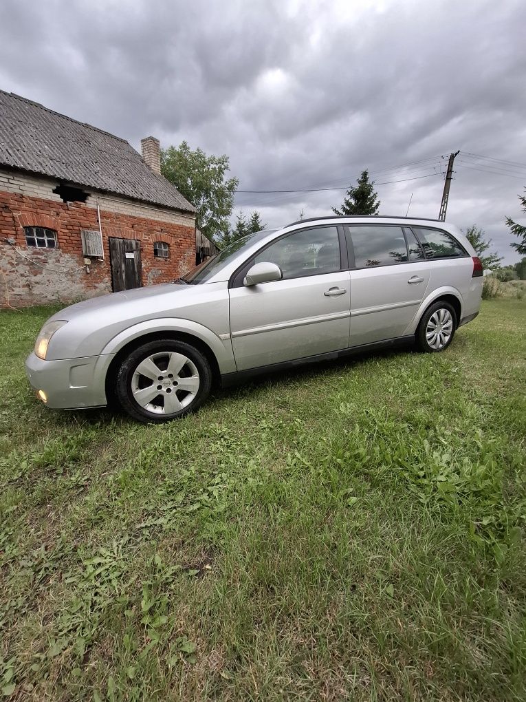 Vectra 1.9 CDTI 150 koni