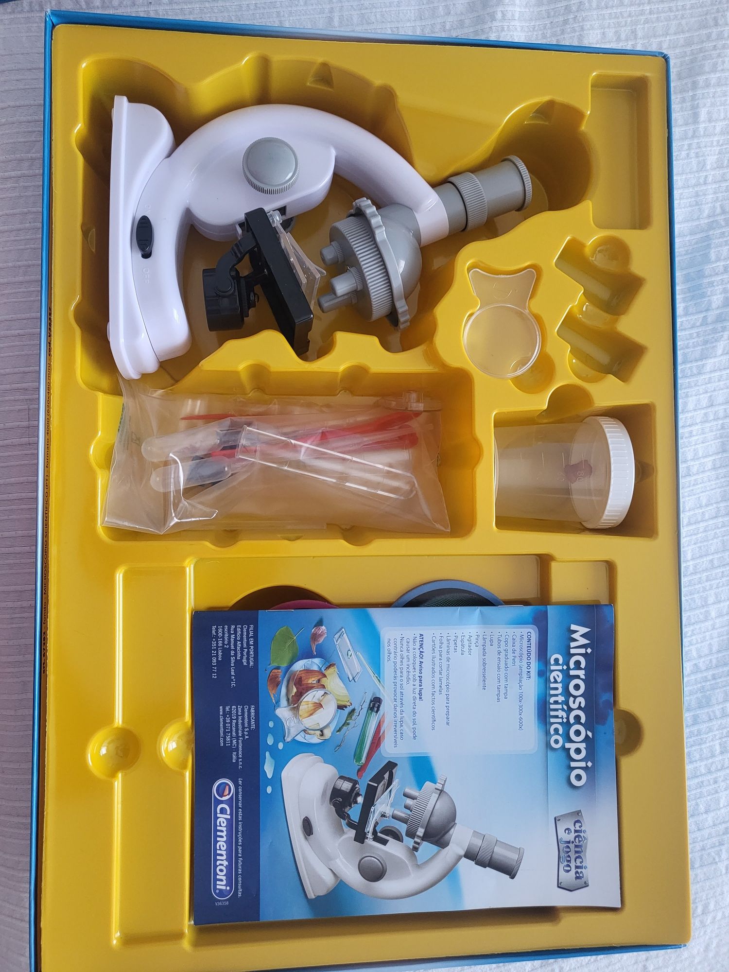 Pack Bubble Robot + Microscopio Cientifico - Clementoni