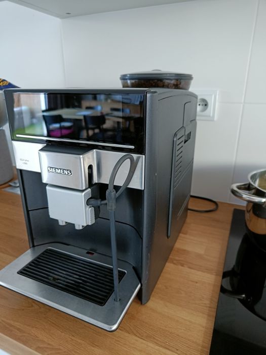 ekspres automatyczny Siemens EQ.6 Plus S500