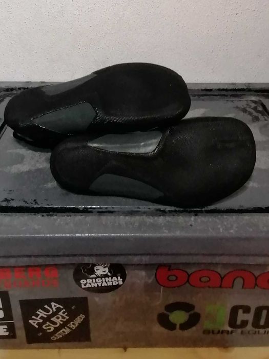 Botas de surf Deeply 38/39 usado 1X como novas