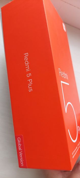 Redmi 5 plus Global в ідеальному стані