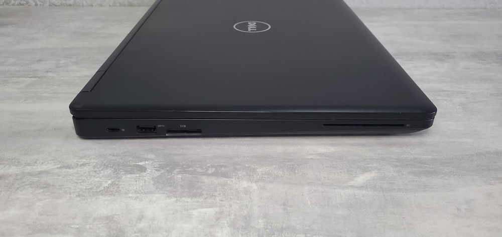 Ноутбук надійний Dell i5-7440HQ