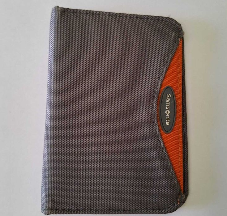Carteira De Passaporte Samsonite.