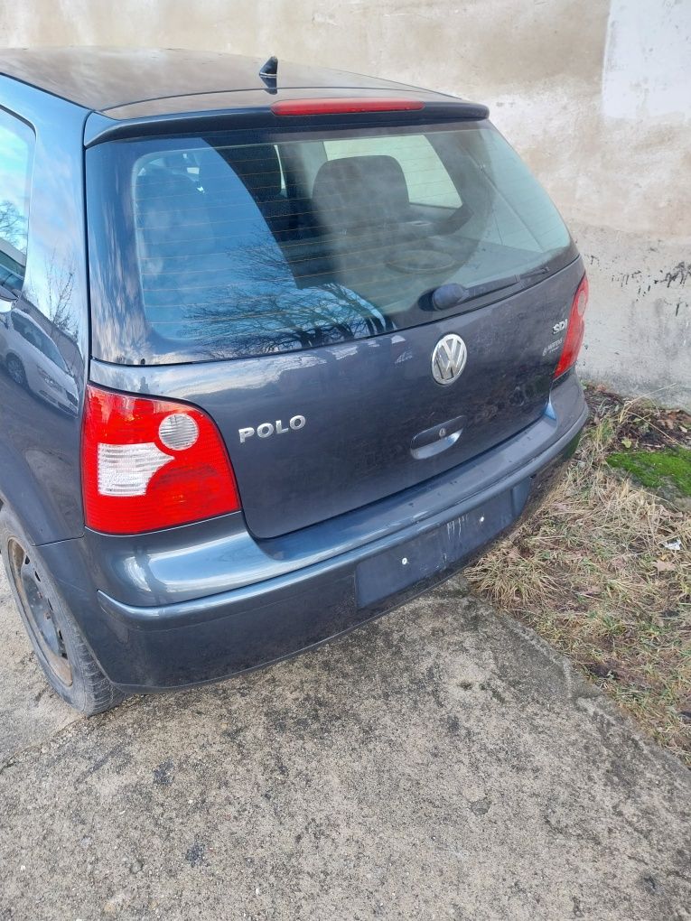 Klapa tylna VW Polo 9N  3 drzwi LC7V