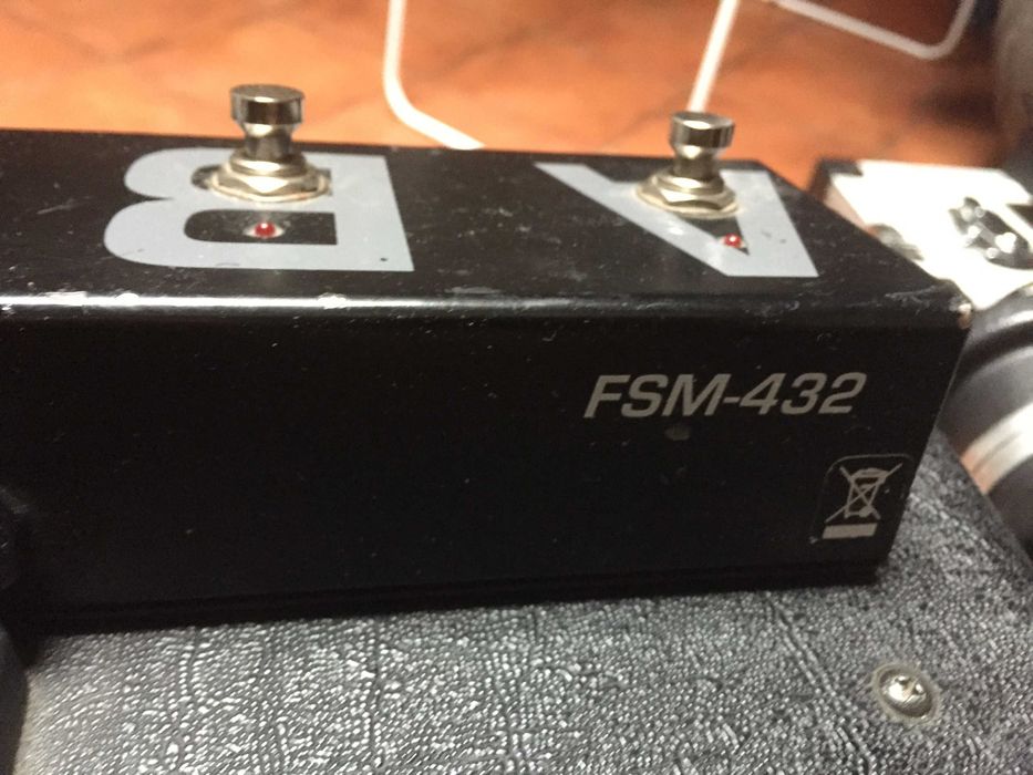 Hughes&Kettner Switchblade 50W combo