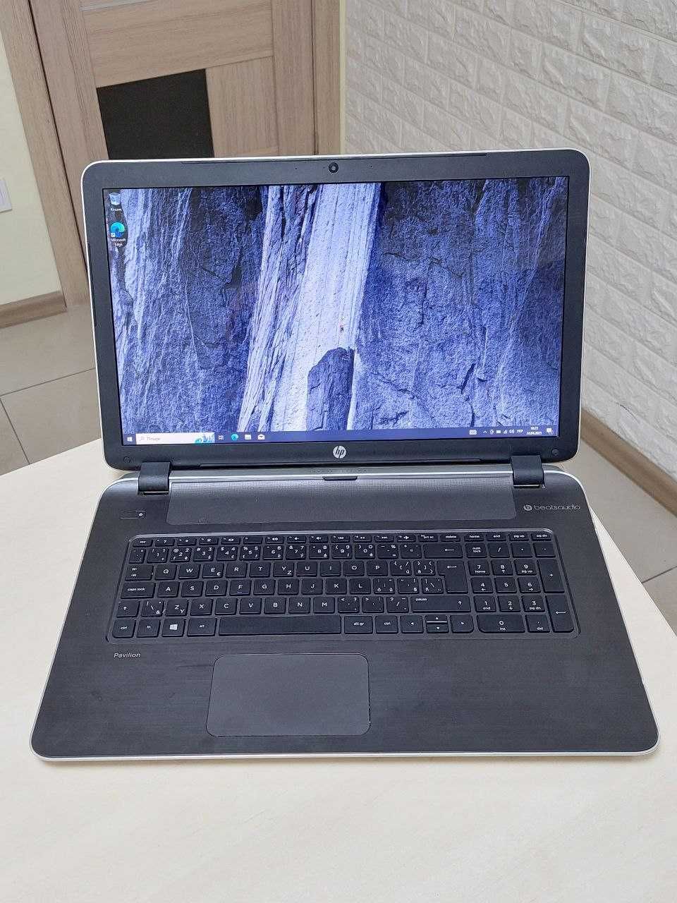 Ноутбук HP Pavilion 17" AMD A10-5745M/DDR3 8Gb/SSD 256Gb