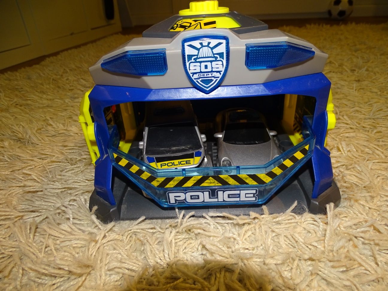 Полицейский участок машина Полиция Dickie Toys Polizia