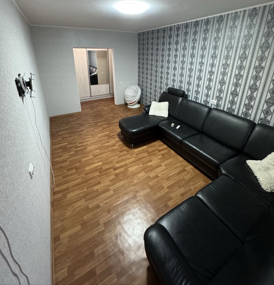 Продам 3 кімнатну квартиру в серці міста