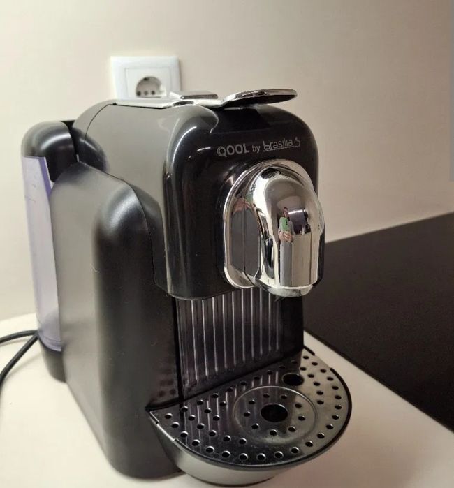 Máquina Café cápsulas Delta Q Brasilia