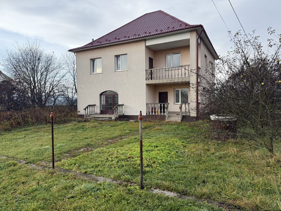 Продам будинок в с.Шепарівці