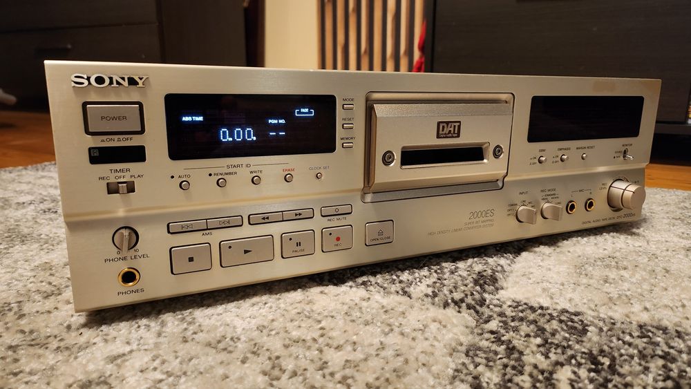 Sony DTC-2000ES Do Przeglądu lub naprawy.