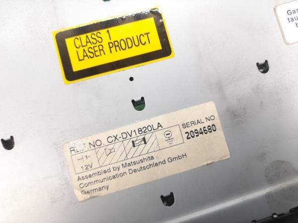 Caixa / leitor CDs VOLKSWAGEN Passat (3B2)