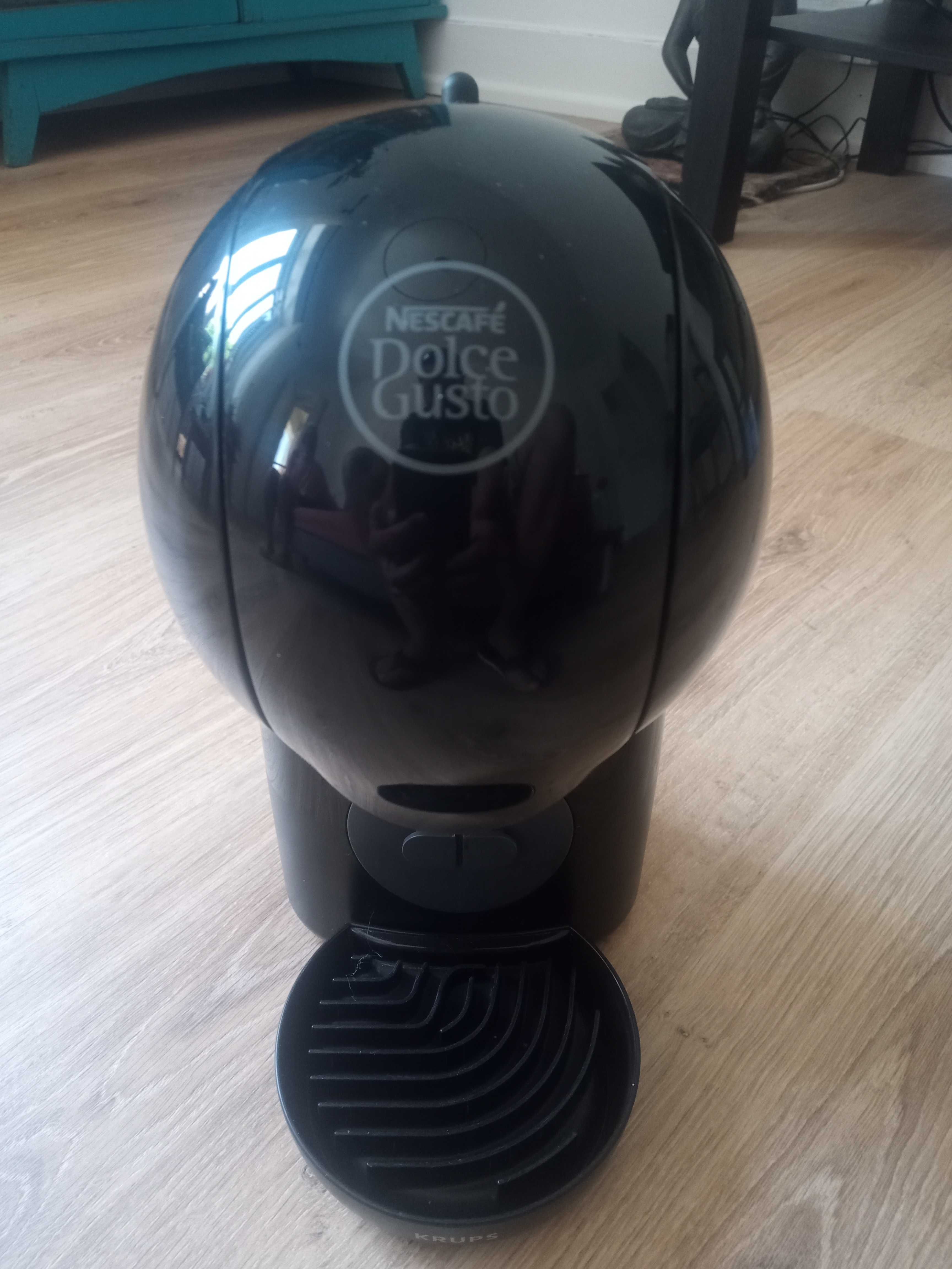 Nescafé Dolce Gusto Coffee Maker