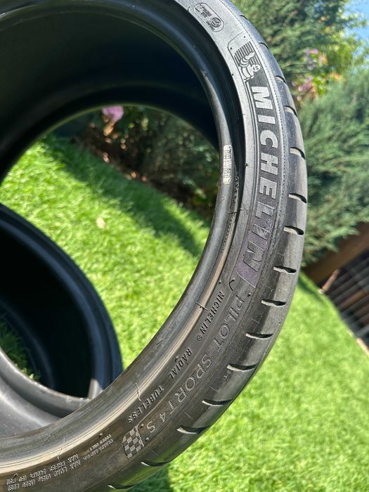 Michelin Pilot Sport 4s 235 35 19 (Пара)